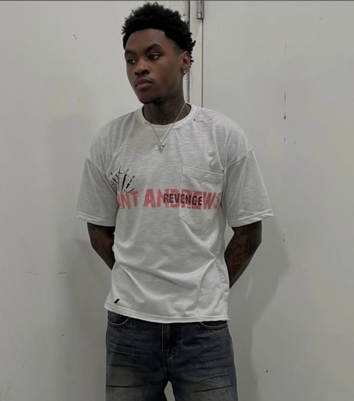 Grey tee
